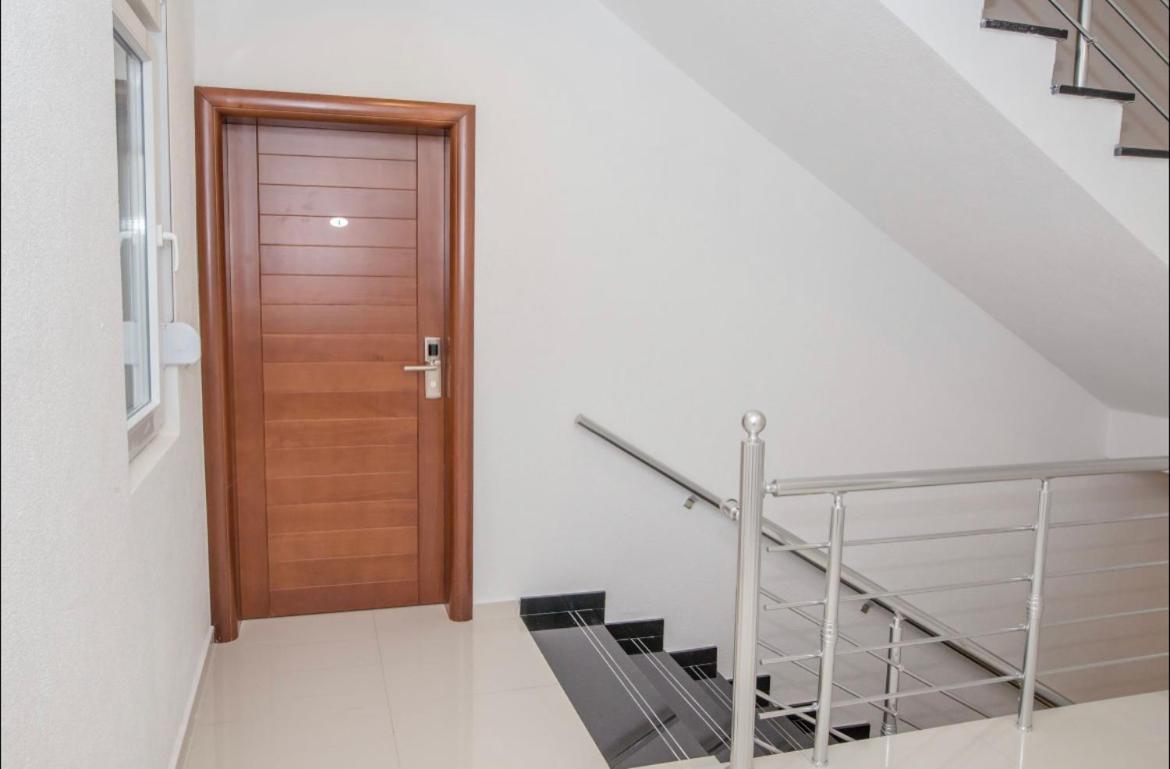Apartmani Nela Сутоморе Экстерьер фото