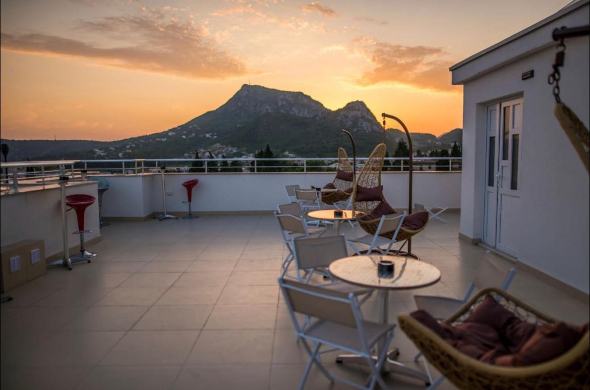 Apartmani Nela Сутоморе Экстерьер фото